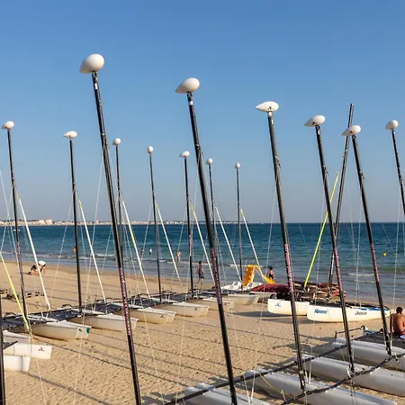 Front De - Terrasse * 포르니세